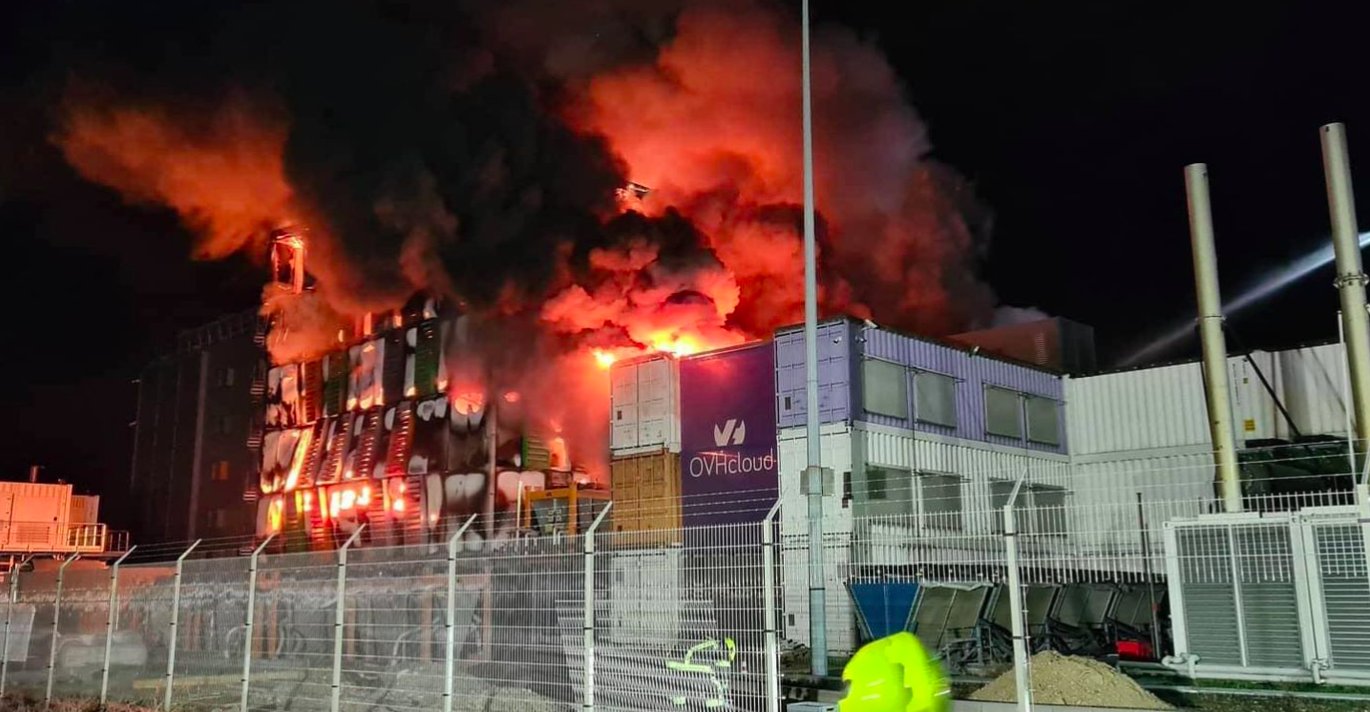 OVHcloud SBG2 datacenter building caught fire